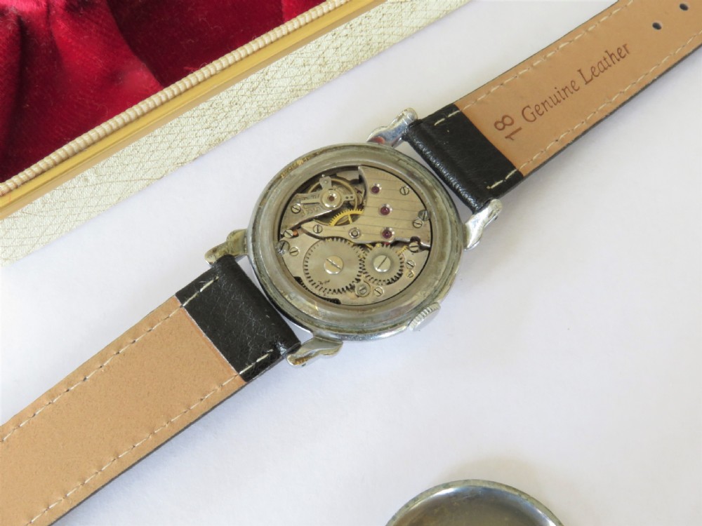Gents 1940s Services On Time wrist watch View V