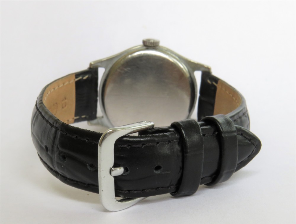 Gents 1940s Smiths wrist watch View V