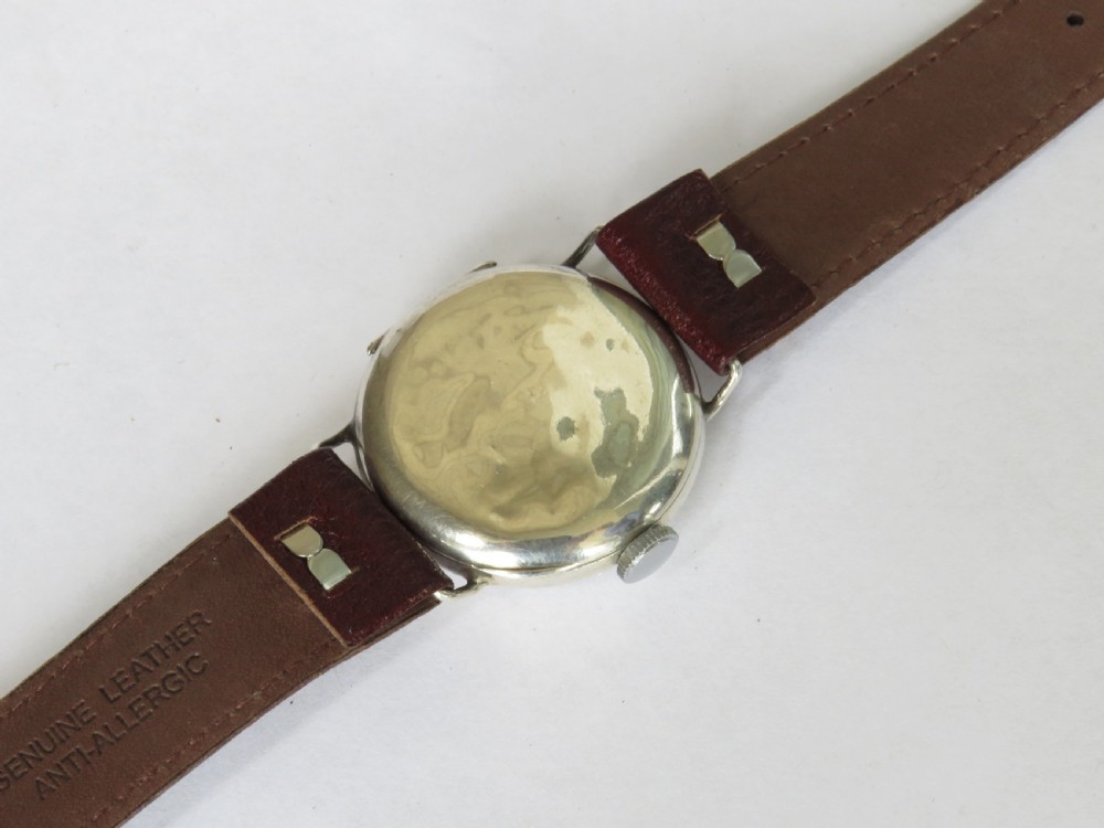 Gents silver trench watch, 1917 View V