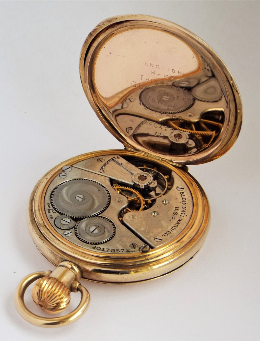 Antique 1918 Elgin full hunter pocket watch.   View V