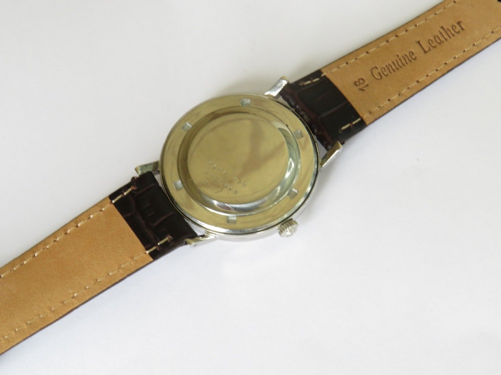 Gents 1960s Certina Blue Ribbon wrist watch View IV