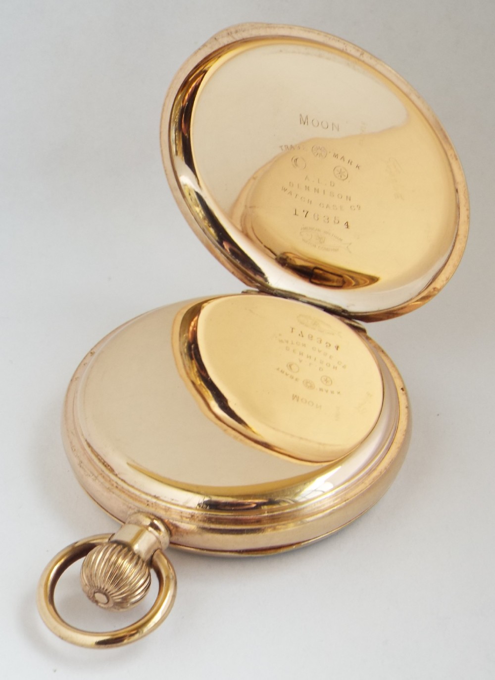 Antique 1907 Waltham pocket watch. View III