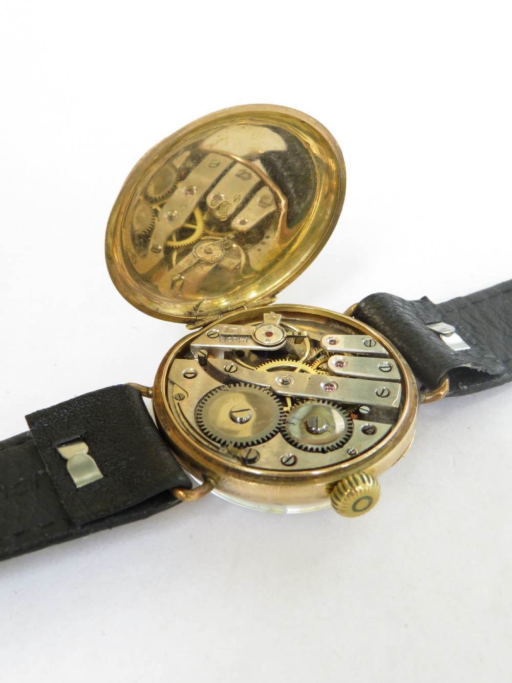 Gents 9ct gold trench watch, 1914 View IV