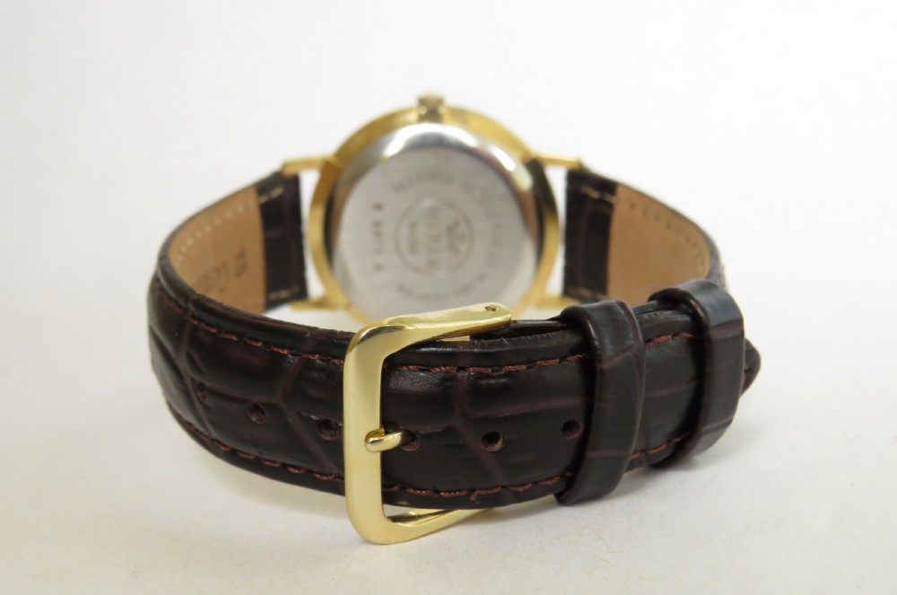 Gents 1960s Marvin wrist watch View IV