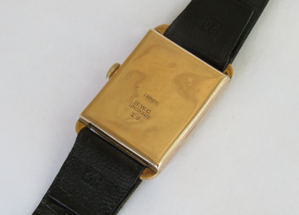 Gents 9ct rose gold 1930s Pierce wrist watch View IV