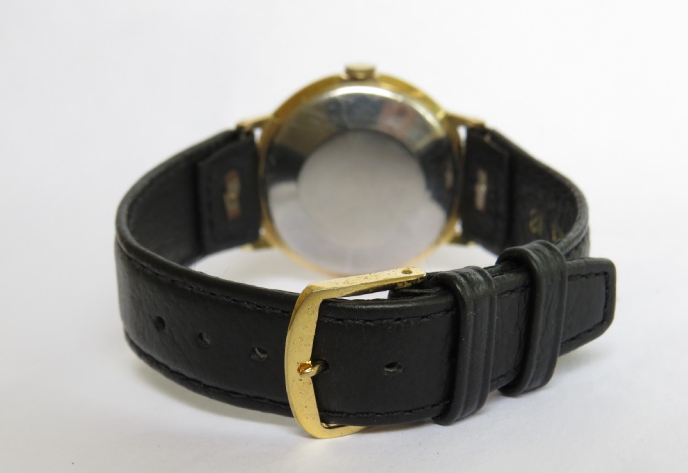 Gents early 1960s Smiths Astral wrist watch View IV