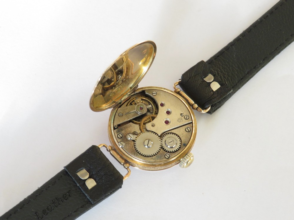 Mid-size 9ct gold wrist watch, 1926 View III