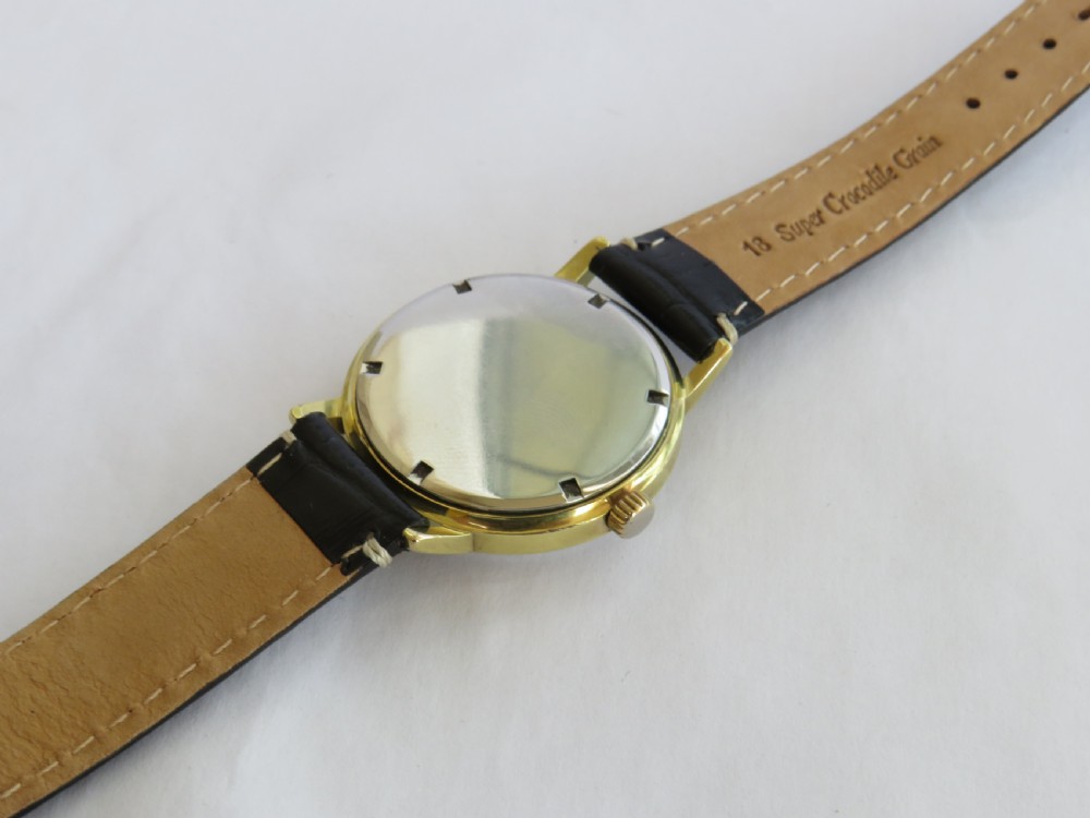 Gents late 1960s Zenith wrist watch View IV