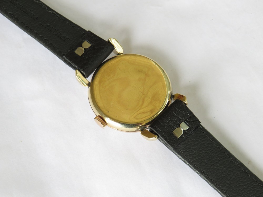 Gents 9ct gold Rotary wrist watch, 1946 View VI