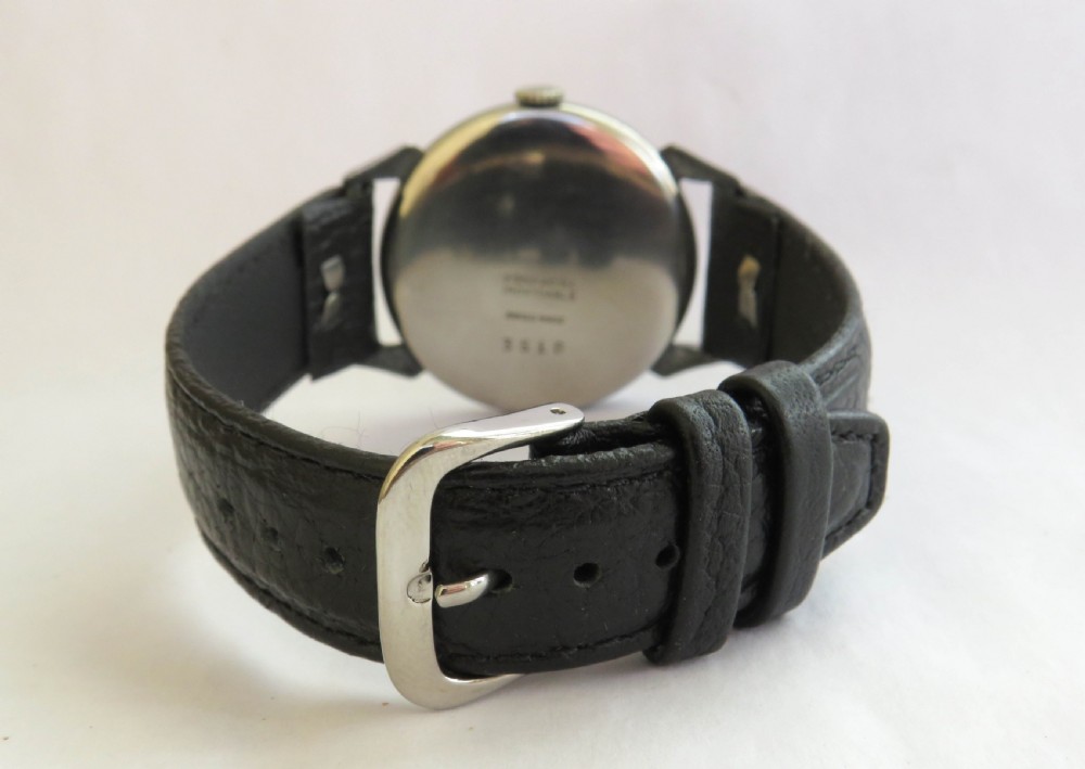 Gents 1940s Yeoman wrist watch View V