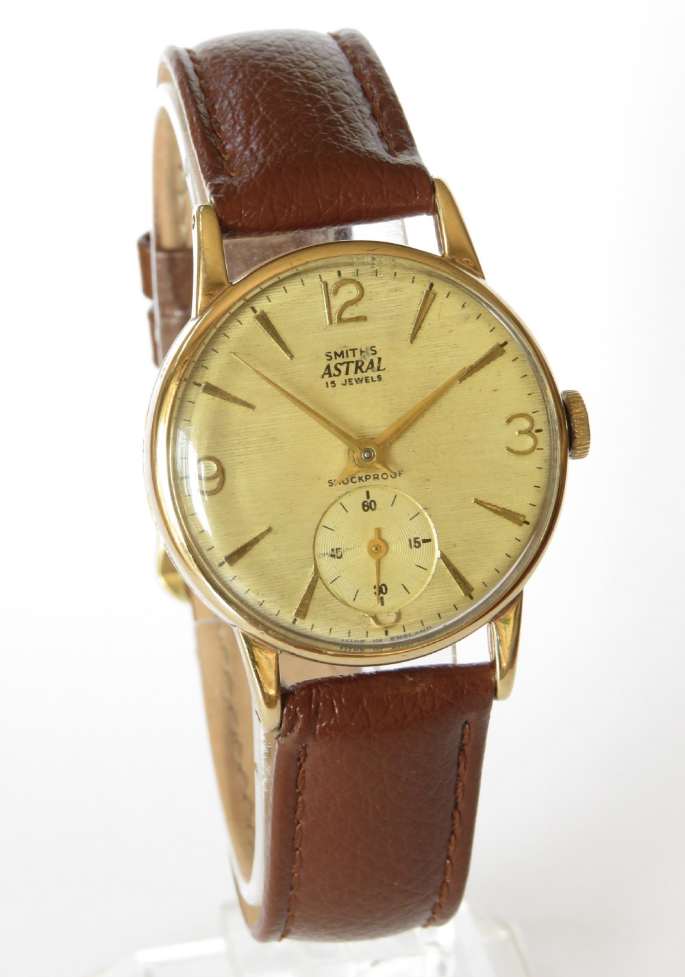 Gents 9ct gold Smiths Astral wrist watch, 1961 View II