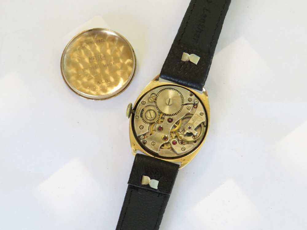 Gents 9ct gold wrist watch, 1949 View III