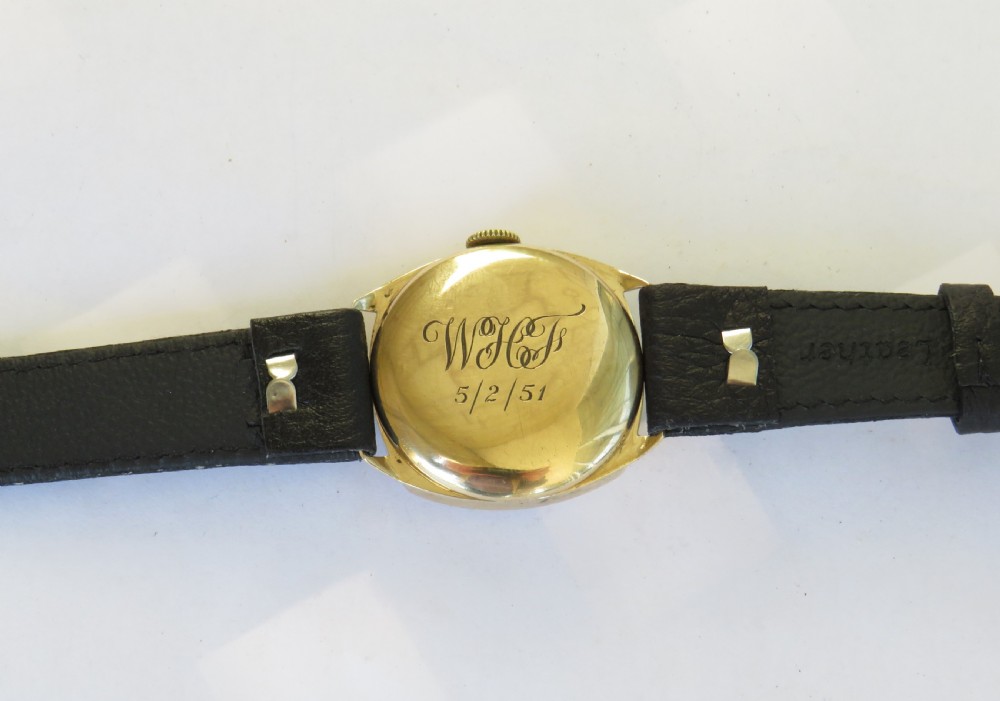 Gents 9ct gold wrist watch, 1949 View IV