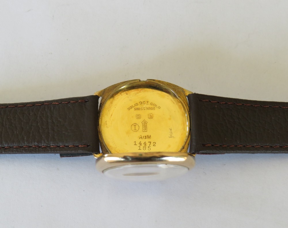 Mid-size 9ct gold Grosvenor wrist watch View IV