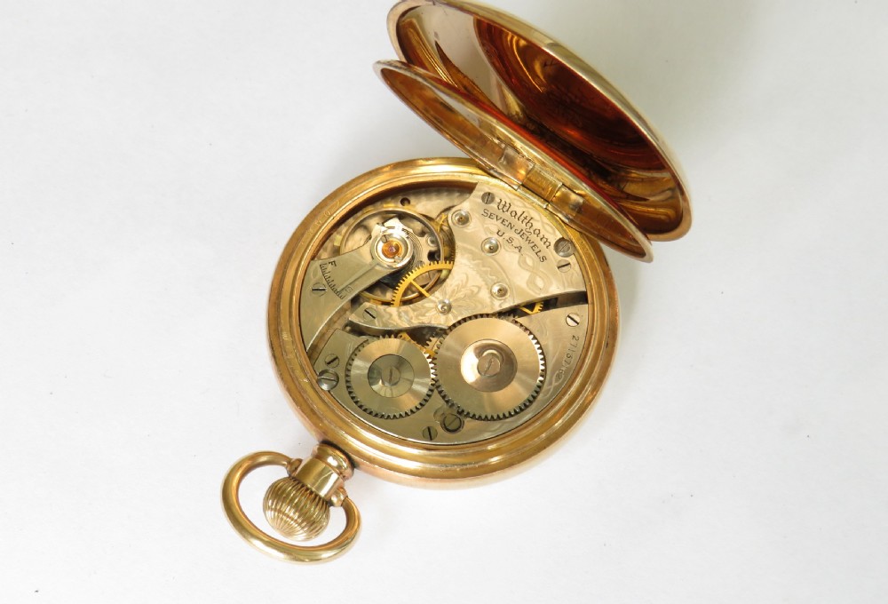 Vintage 1930s Waltham pocket watch View III