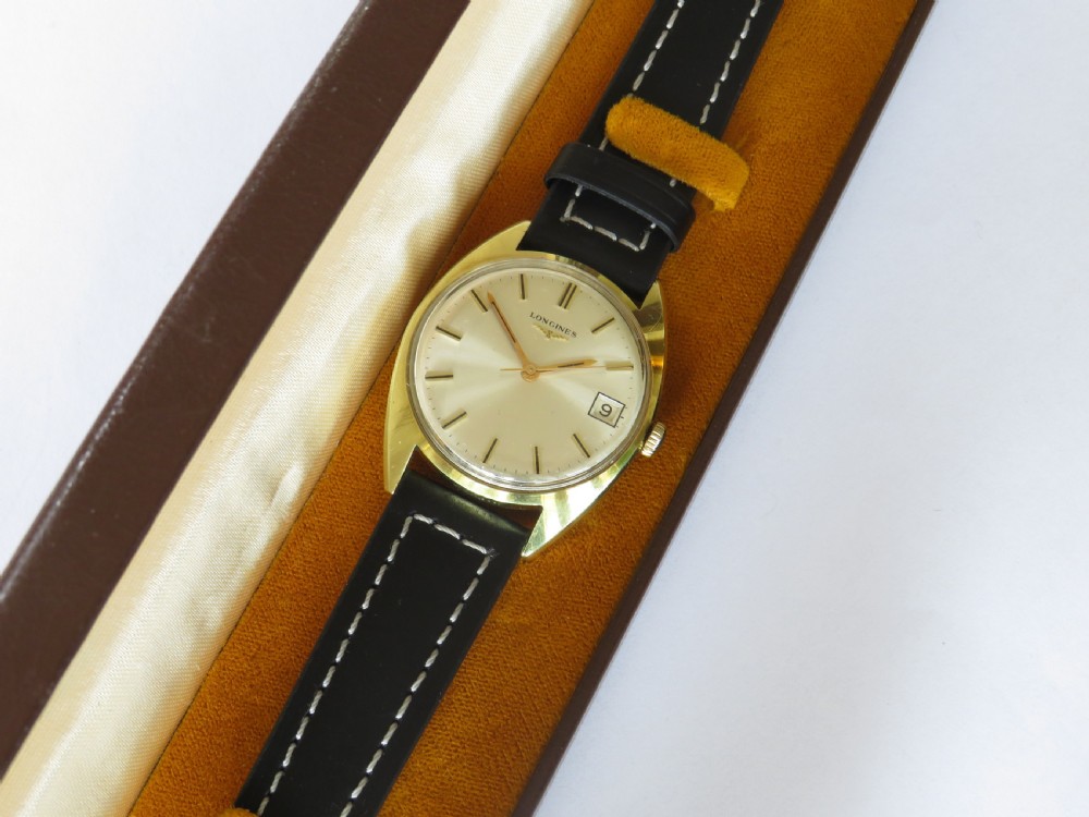 Gents Longines wrist watch, 1968 View III