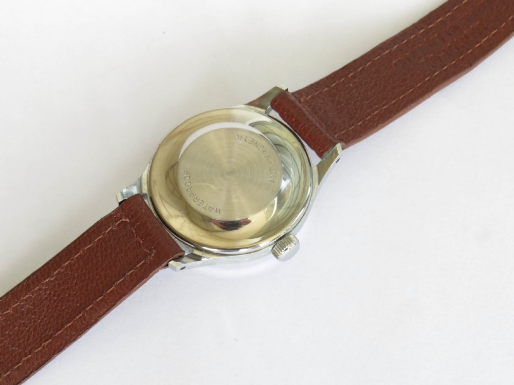 Gents 1960s Smiths Astral wrist watch View IV