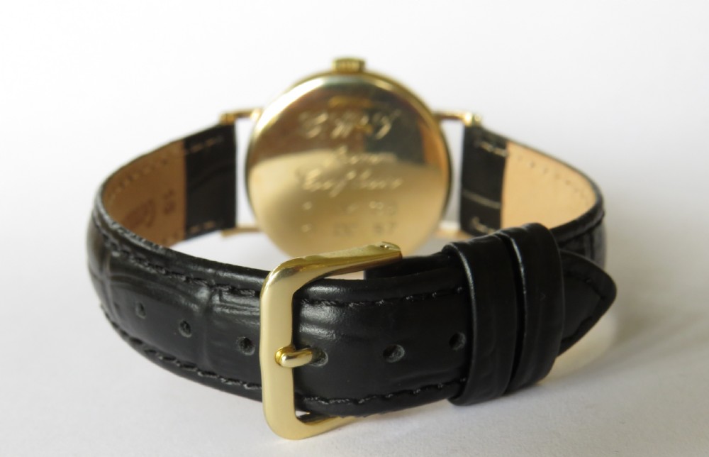 Gents 9ct gold Smiths De Luxe wrist watch, 1955 View V