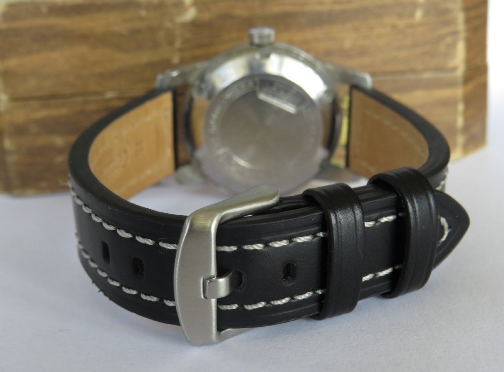 Gents Tissot bumper automatic wrist watch, 1953 View VI