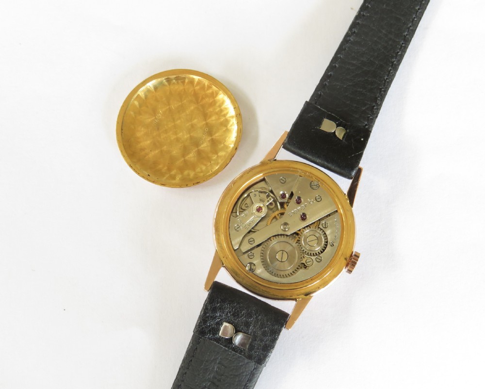 Gents 9ct gold Avia wrist watch, 1947 View III