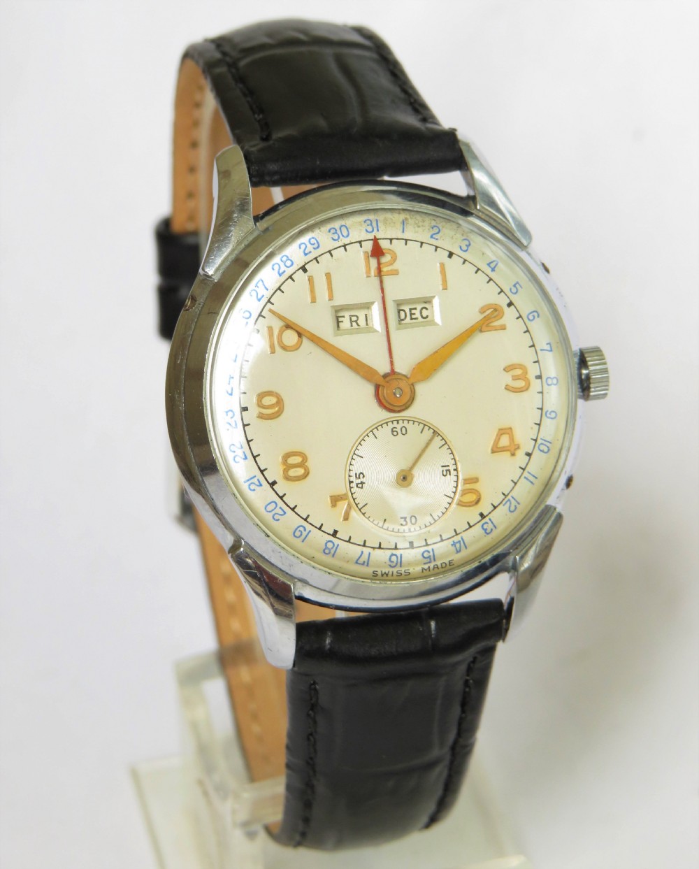 Gents 1950s triple date wrist watch View II