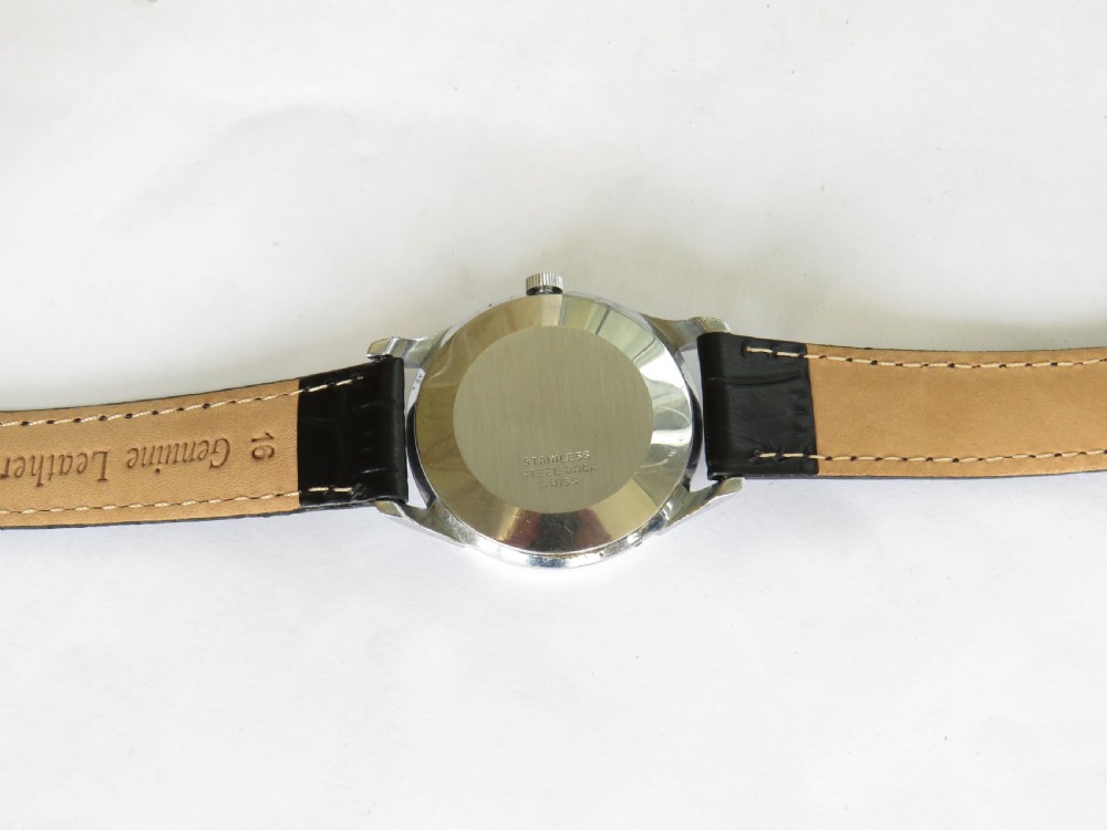 Gents 1950s triple date wrist watch View V