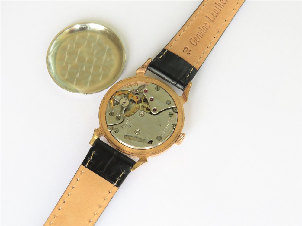 Gents 1940s Smiths De Luxe wrist watch View IV