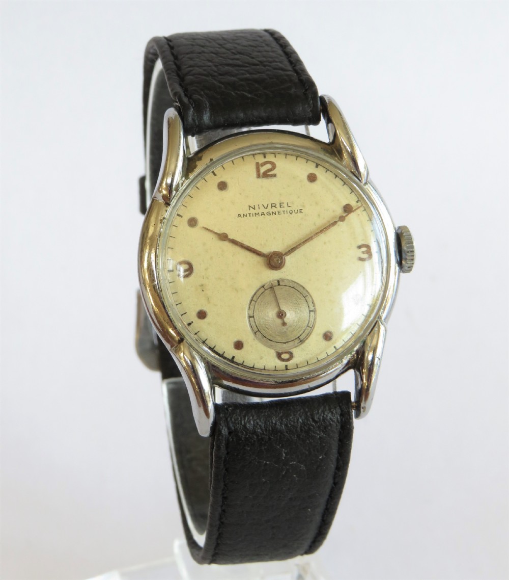 Gents 1940s Nivrel wrist watch by Marvin View II