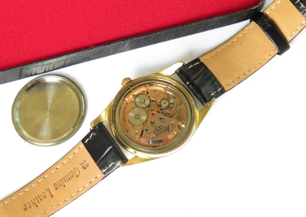 Gents 1960s Accurist wrist watch View III