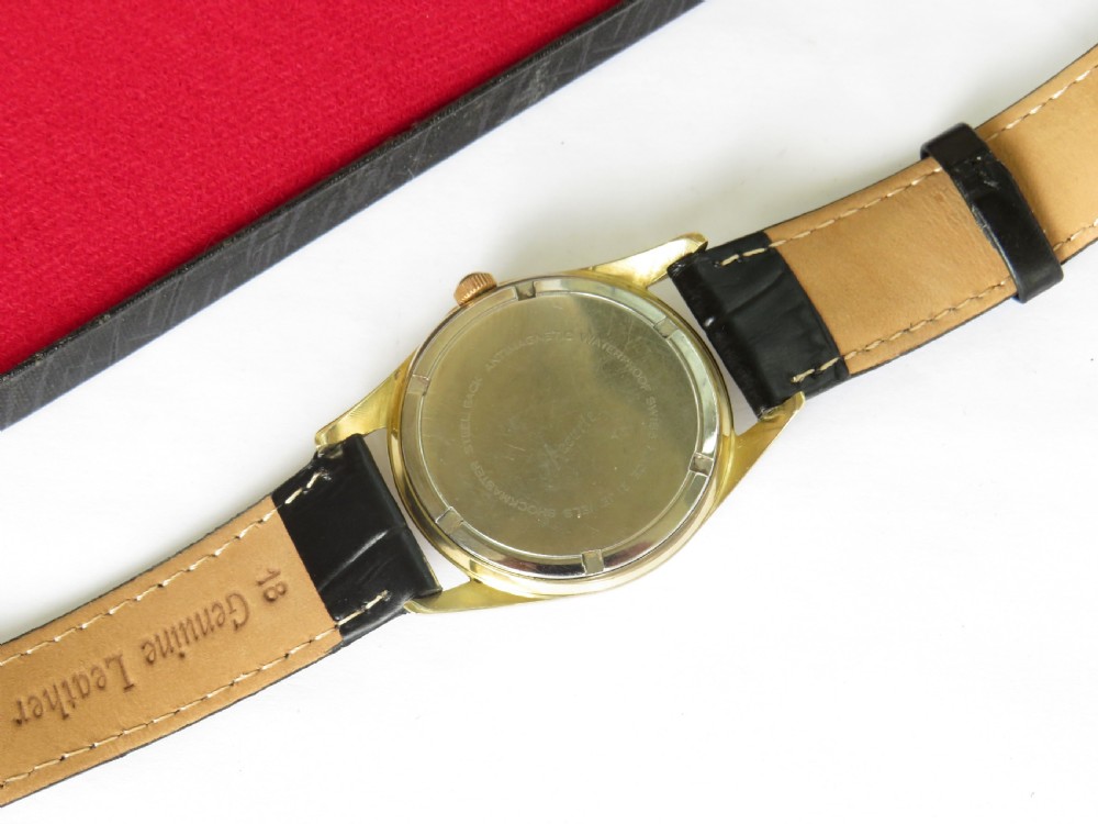 Gents 1960s Accurist wrist watch View IV