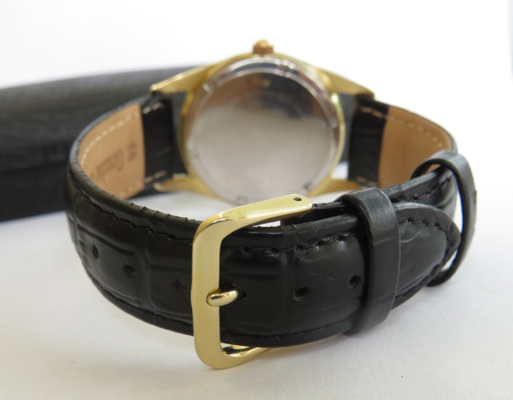 Gents 1960s Accurist wrist watch View V