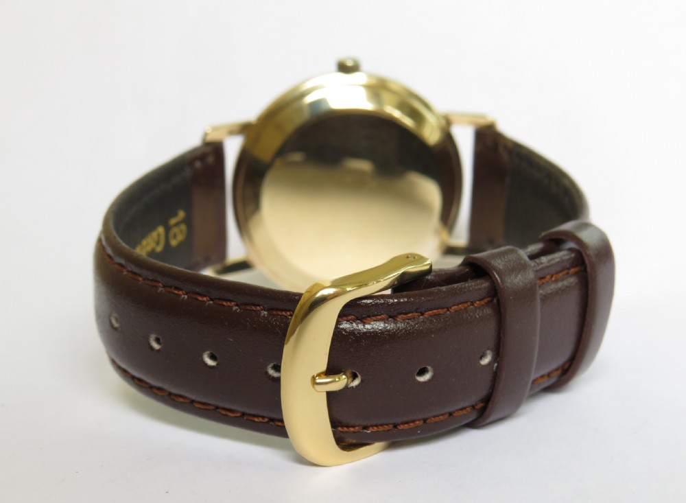 Gents 9ct gold Longines Flagship watch, 1961 View V