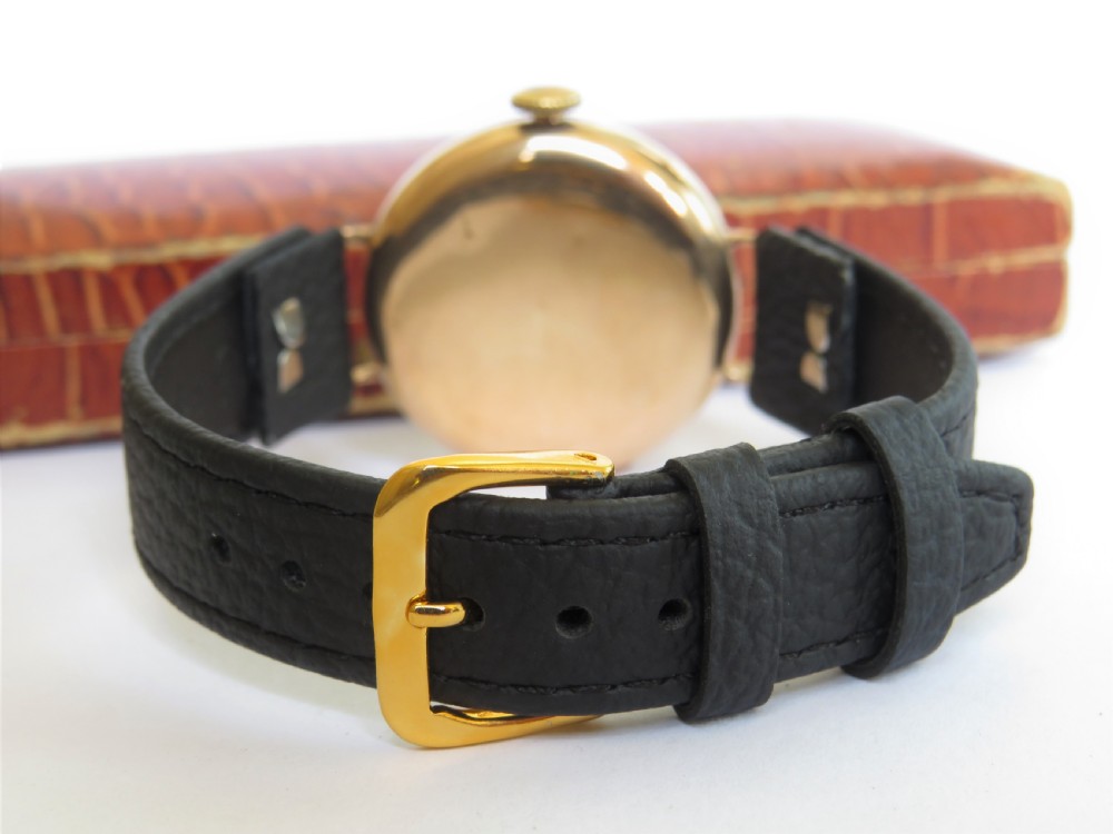 Antique 9ct gold trench watch, 1919 View IV