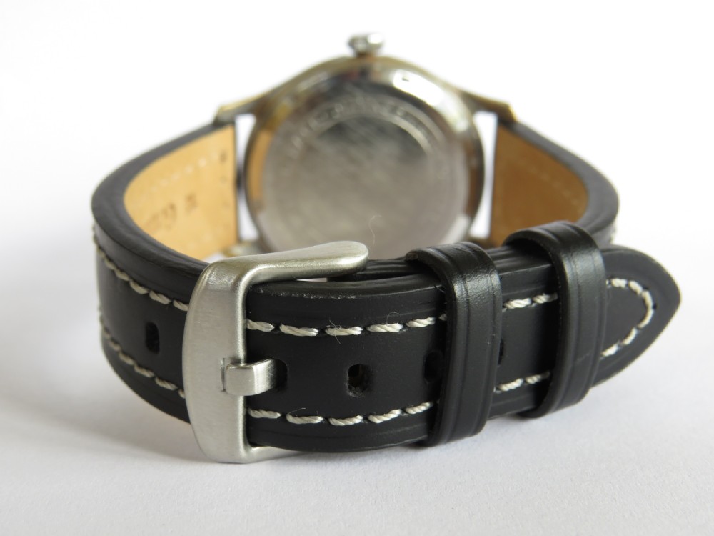 Gents large Tissot wrist watch, 1943 View IV
