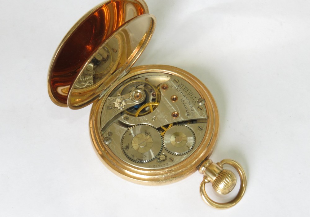 Antique Waltham full hunter pocket watch, 1919 View III
