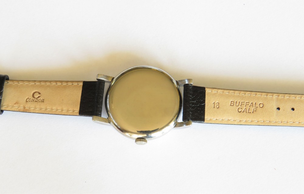 Gents over-sized Longines wrist watch, 1950 View IV