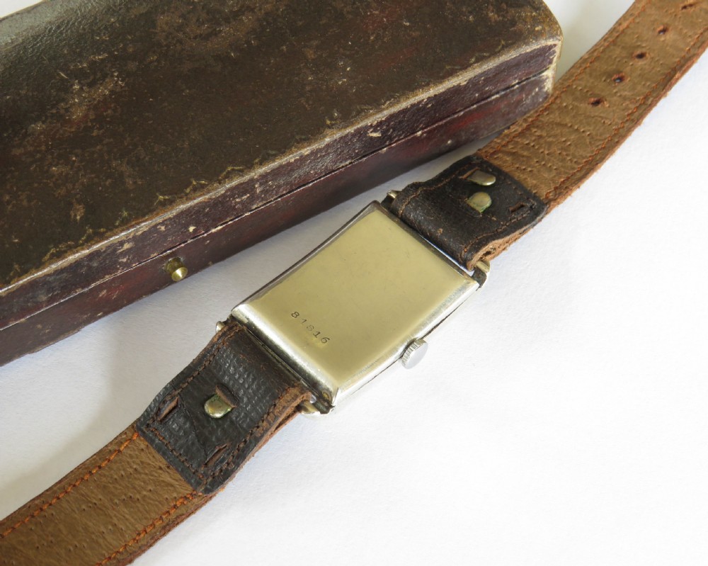 Silver mid-size wrist watch, 1935 View V