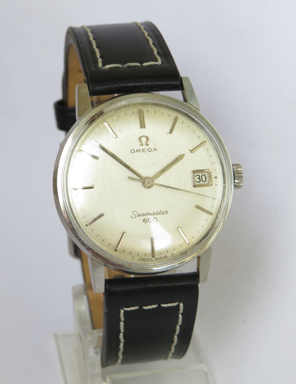 Gents Omega Seamaster 600 wrist watch View II