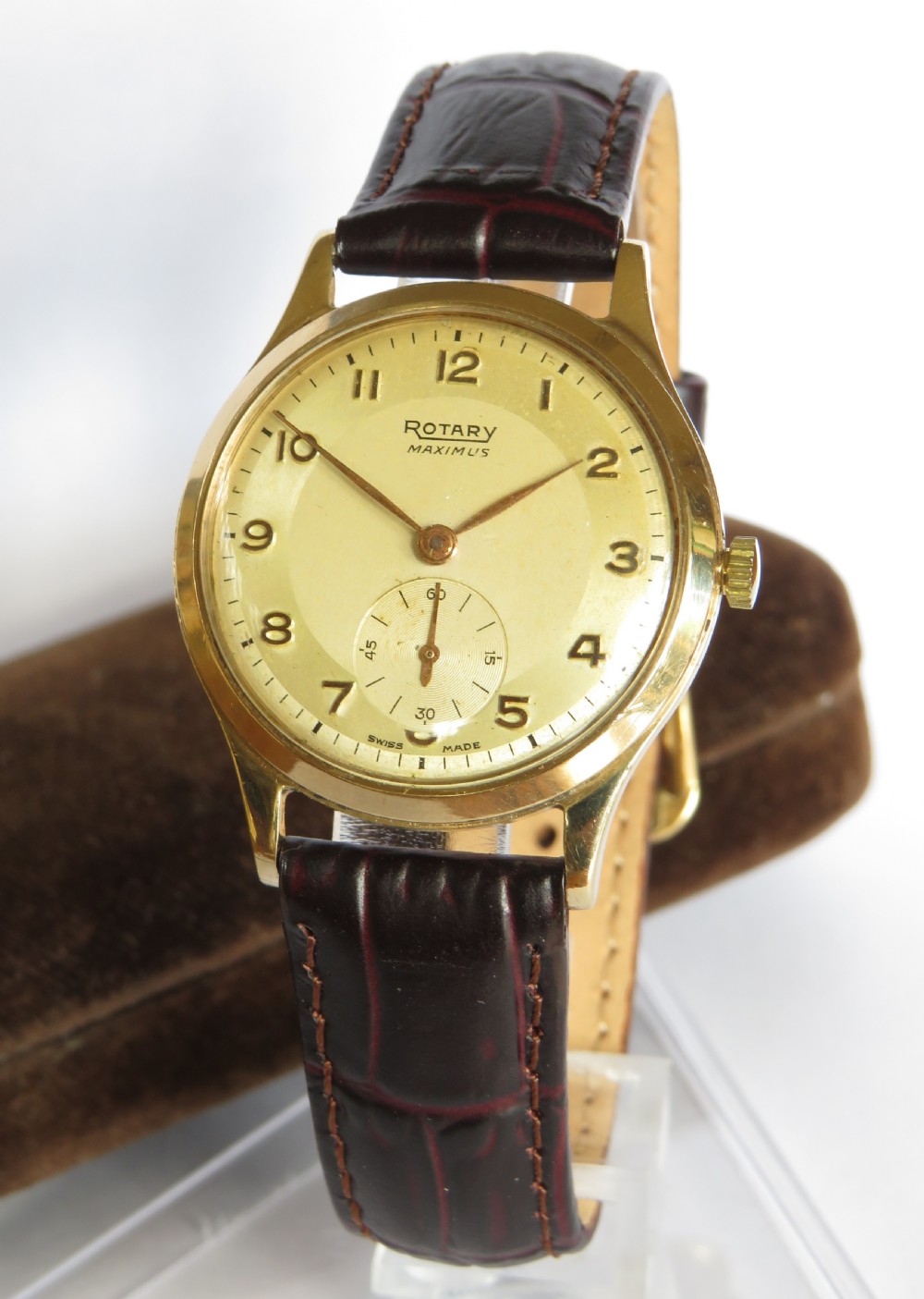 Gents 9ct gold Rotary Maximus wristwatch, 1952