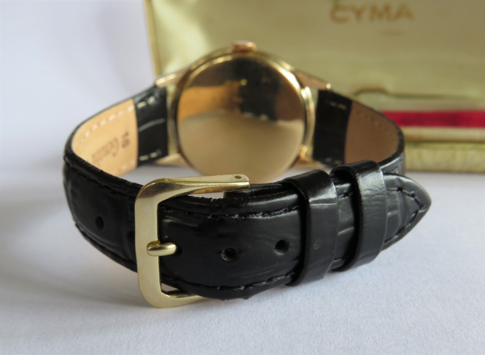 Gents 9ct gold Cyma wrist watch, 1954 View V