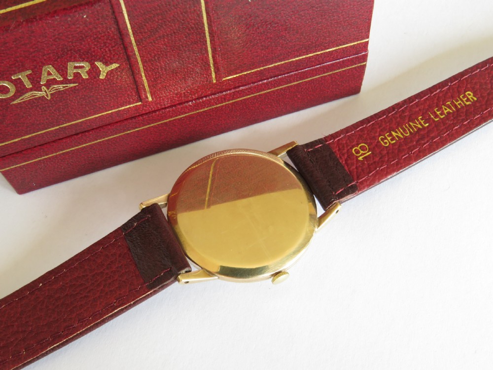Gents 9ct gold Rotary wrist watch, 1965 View V