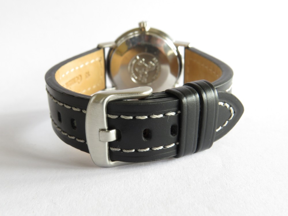 Gents 1960s Omega Seamaster De Ville wrist watch View III