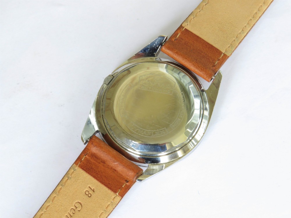 Gents 1950s Cyma bumper automatic wrist watch View V