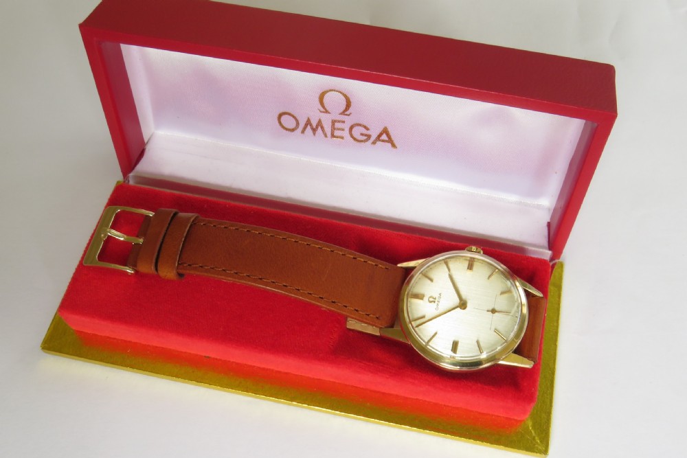 Gents Omega wrist watch, 1963 View III
