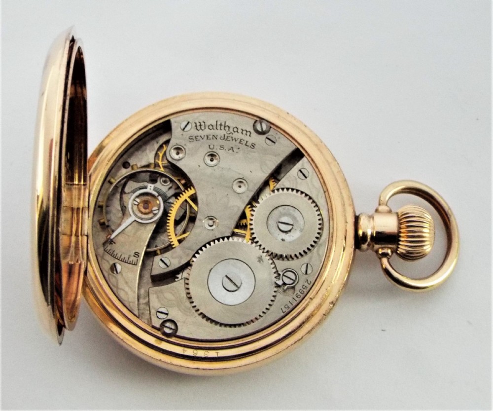 Waltham full hunter pocket watch, 1925. View VI