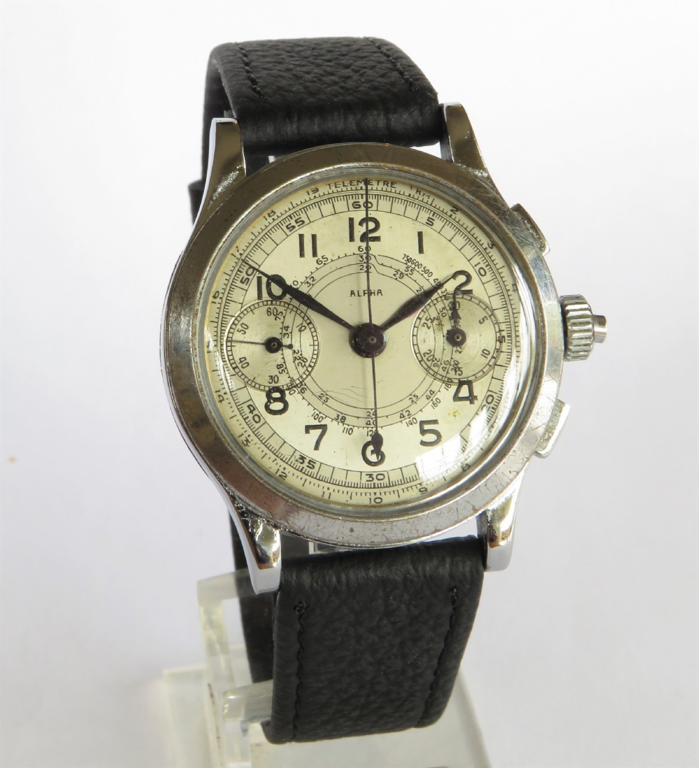 Gents 1940s Alpha Landeron 3-button chronograph wrist watch View II