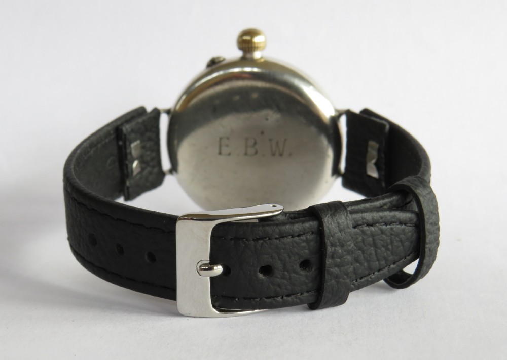 Gents WW1 antique silver trench watch, Borgel case View IV