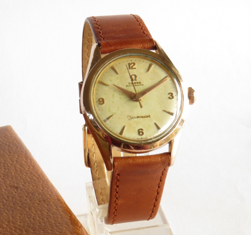 Gents Omega Seamaster wrist watch, 1956 View III