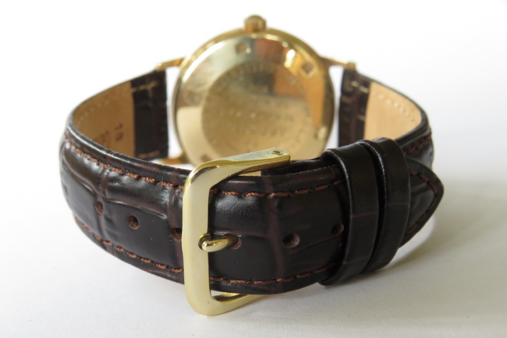 Gents 9ct Gold Smiths Astral Aquatite Watch, 1966 View V
