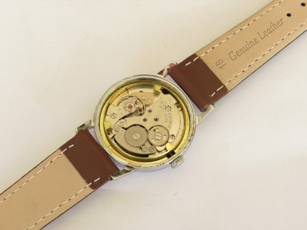 Gents 1960s Summit wrist watch View III